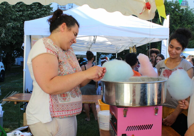 barbe à papa fête de quartier 2017 Rosa